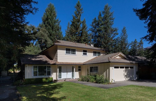 Kenwood House | Spacious Wine Country Retreat - perfect for indoor/outdoor getaways