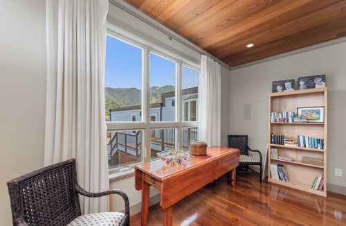 Stinson Beach House | Spectacular Oceanfront Luxury Home in Seadrift