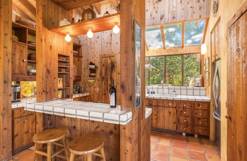 Sonoma House | Spectacular Stone Pool/Spa. Views to The Bay. Near Sonoma Plaza. Ambiance plus!