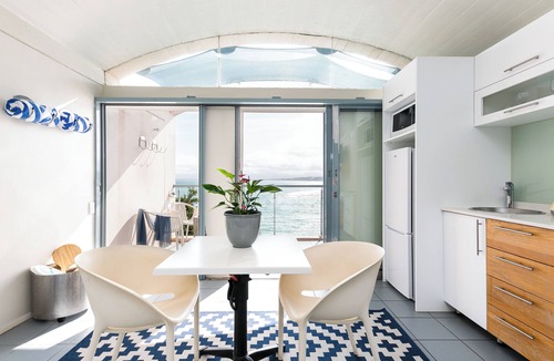 Paradise Beach Apartment | Speelhuis Studios