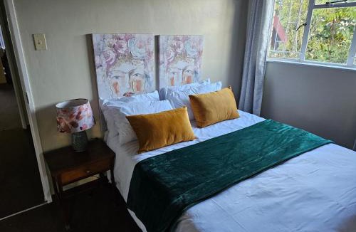 Nelspruit Villa | Sputnik View - Steiltes