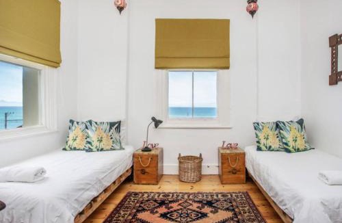 Kalk Bay Villa | St James Beachfront Villa