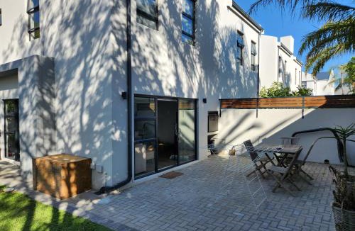 Audas Estate House | St James home