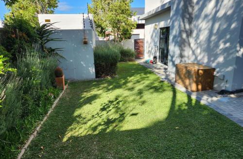 Audas Estate House | St James home
