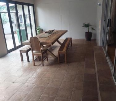 Kimberley House | StableWood Lodge
