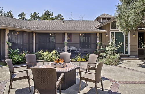 Sonoma House | Stay at Roche Winery's Sonoma Vineyard Retreat