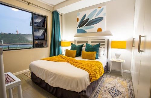 Durban Point Apartment | Stay at The Point - Cool Cosy Comfort