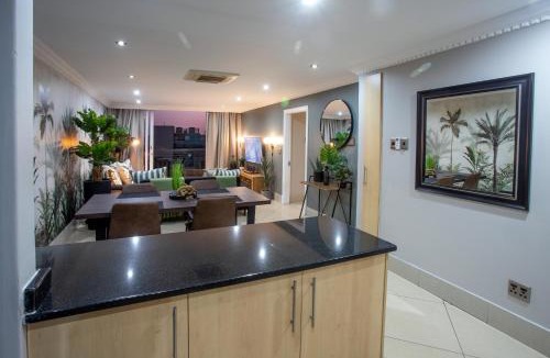 Durban Apartment | Stay at The Point - Deciduous Dusk