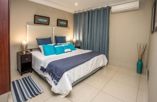 Durban Point Apartment | Stay at The Point - Seaside Saunter