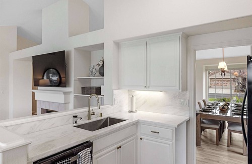 Marina House | Stay Close to The Beach at Marina's Sand Piper!