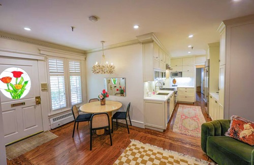 Lower Nob Hill Condo | Stay in iconic historical 2 BD/1 BA flat in the heart of San Francisco