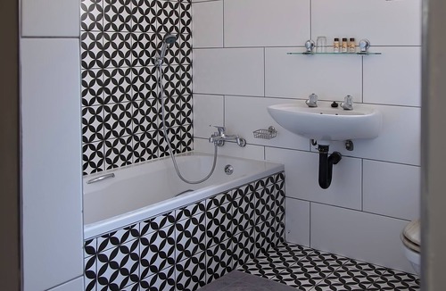 Tsantsabane House | Stay