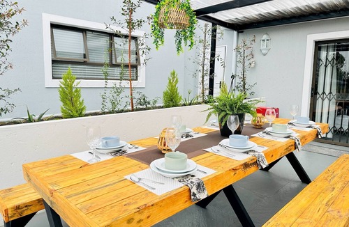 Germiston Apartment | Staycation With Back Up Power