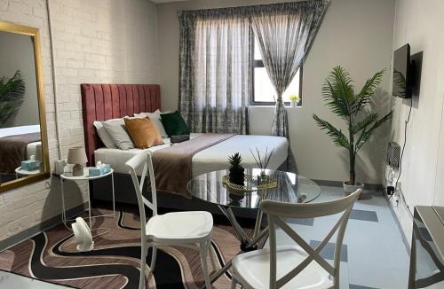 Downtown Johannesburg Apartment | StayEasy in Maboneng