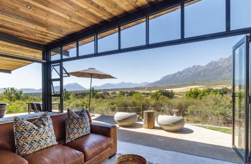 Wolseley Villa | Steenbok farm cottages Sunbird Cottage