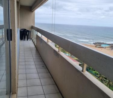 Kingsborough Apartment | Stella Maris 117 Amanzimtoti