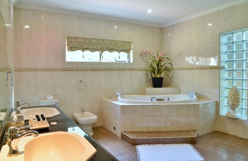 Schoemansville House | Stirling Manor Boutique Guest House