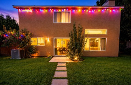 Stockton House | Stockton Vineyard 3BR Home, Hot Tub & Game Room
