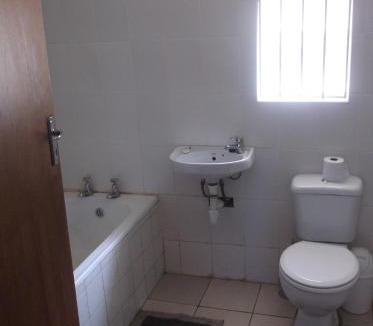 Grahamstown Bed & Breakfast | Stone Crescent Hotel