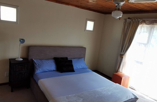 Cape Town House | Stone throw away from the beach in safe and secure neighborhood.
