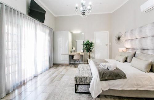 Langenhoven Park House | Stonehill Villa