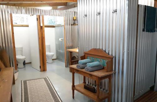 Storms River Apartment | Storms River Tin House