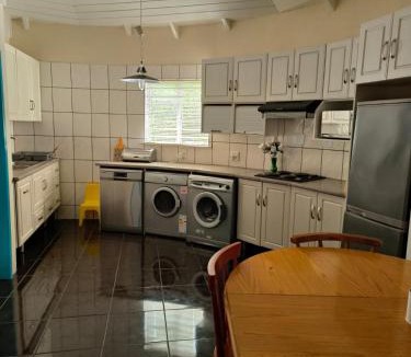 Fisherhaven House | Strictly-Halaal Holiday Home at Meerensee Resort