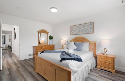 Daly City House | Stunning 2BR w/1BA Home near BART