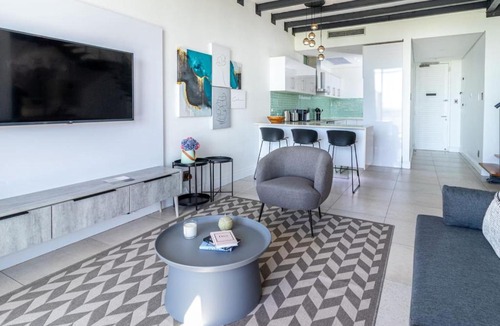 Durban Point Apartment | Stunning Apartment in Quayside 103