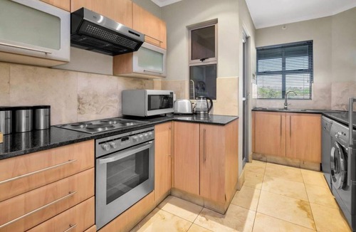 Sandown Apartment | Stunning Apartment in Sandton