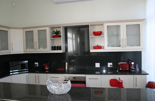 Franschhoek Apartment | STUNNING APARTMENT -FRANSCHHOEK PENTHOUSE