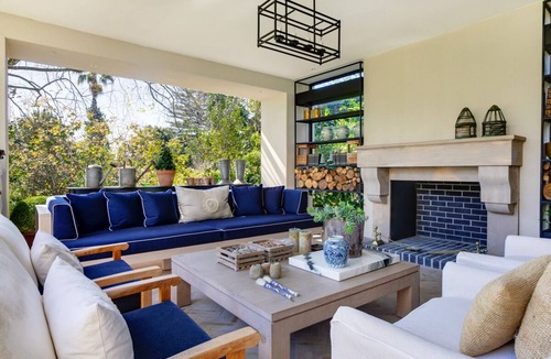 Bishopscourt House | Stunning Bishopscourt home with mountain views
