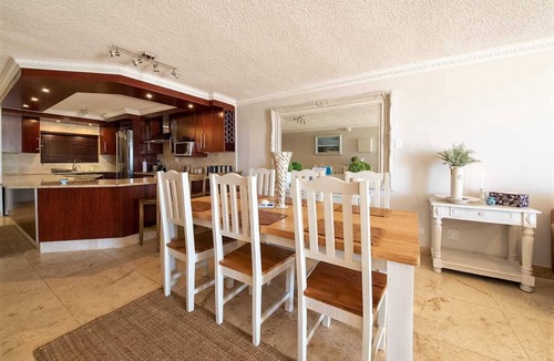 Jeffreys Bay Apartment | Stunning ocean vistas, near top surf spots, shops; private, all amenities.