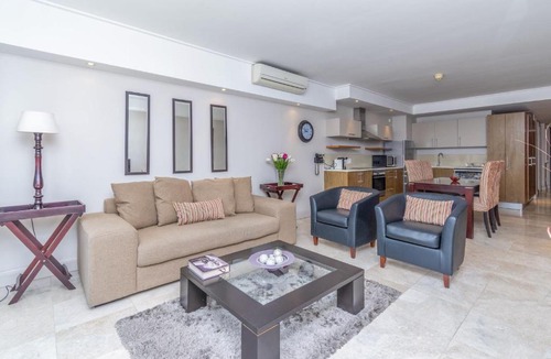 Victoria and Alfred Waterfront Apartment | Stunning one bed apartment on Cape Town's Canals