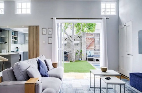 Cape Town House | Stunning Sea Point Family Home With Private Swimming Pool
