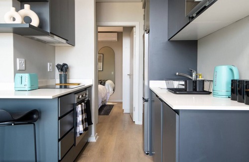 Windermere Apartment | Stunning Slick 902 Florida Road