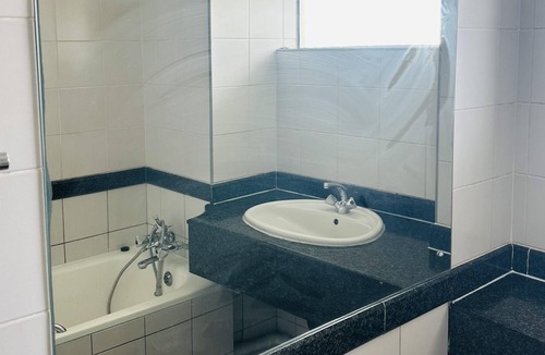 South Beach Apartment | Stunning2-Bed self catering Apartment in Durban