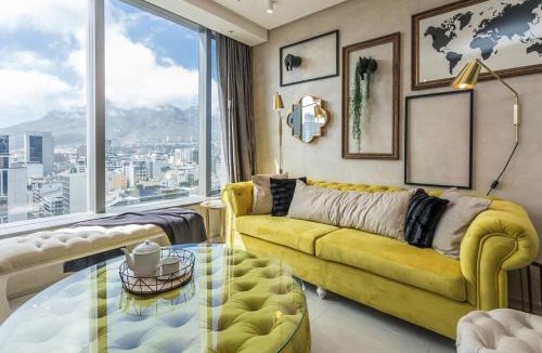 Bo'Kaap Apartment | Stylish 1 Bed in De Waterkant Loadshedding Free