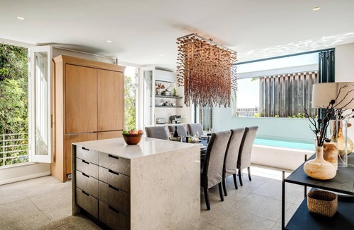 Cape Town City Centre Apartment | Stylish Apartment with Rooftop Deck and Pool 53 Napier