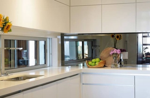 Clifton Apartment | Stylish Clifton Apartment - Number 5102