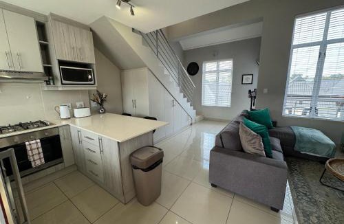 Durbanville Apartment | Stylish Loft apartment in the heart of Durbanville