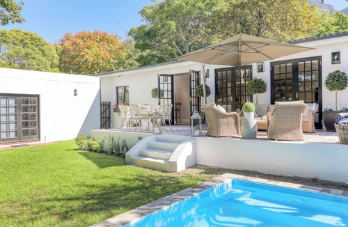 Newlands House | Stylish Renovated Home in Leafy Newlands