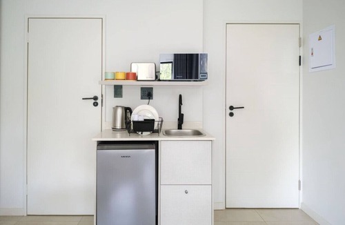 Greater Johannesburg Metropolitan Area Apartment | Stylish Studio on Flex on Murray 91B