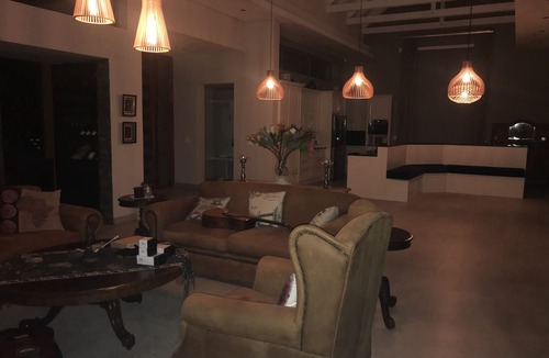 Yzerfontein House | Suberb spacious property awaits with breathtaking undeterred views of the Oceans