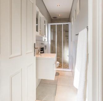 Kraaifontein Apartment | Suburban Bliss Durbanville