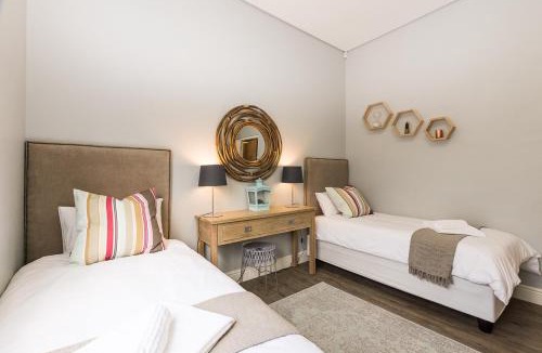 Kraaifontein Apartment | Suburban Bliss Durbanville