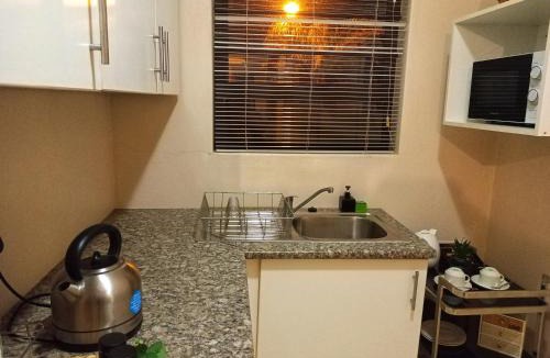 Gonubie Apartment | Sugarbird Nest