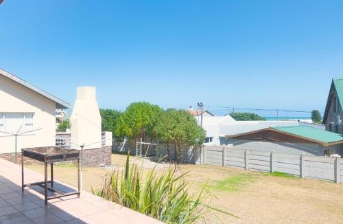 L'Agulhas House | Suid Genoeg