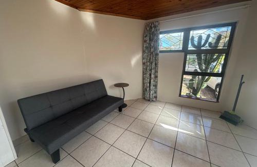 Parow North Apartment | Suite Dreams Adorable One Bedroom Apartment