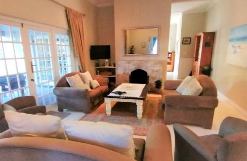Westcliff Villa | Summer House